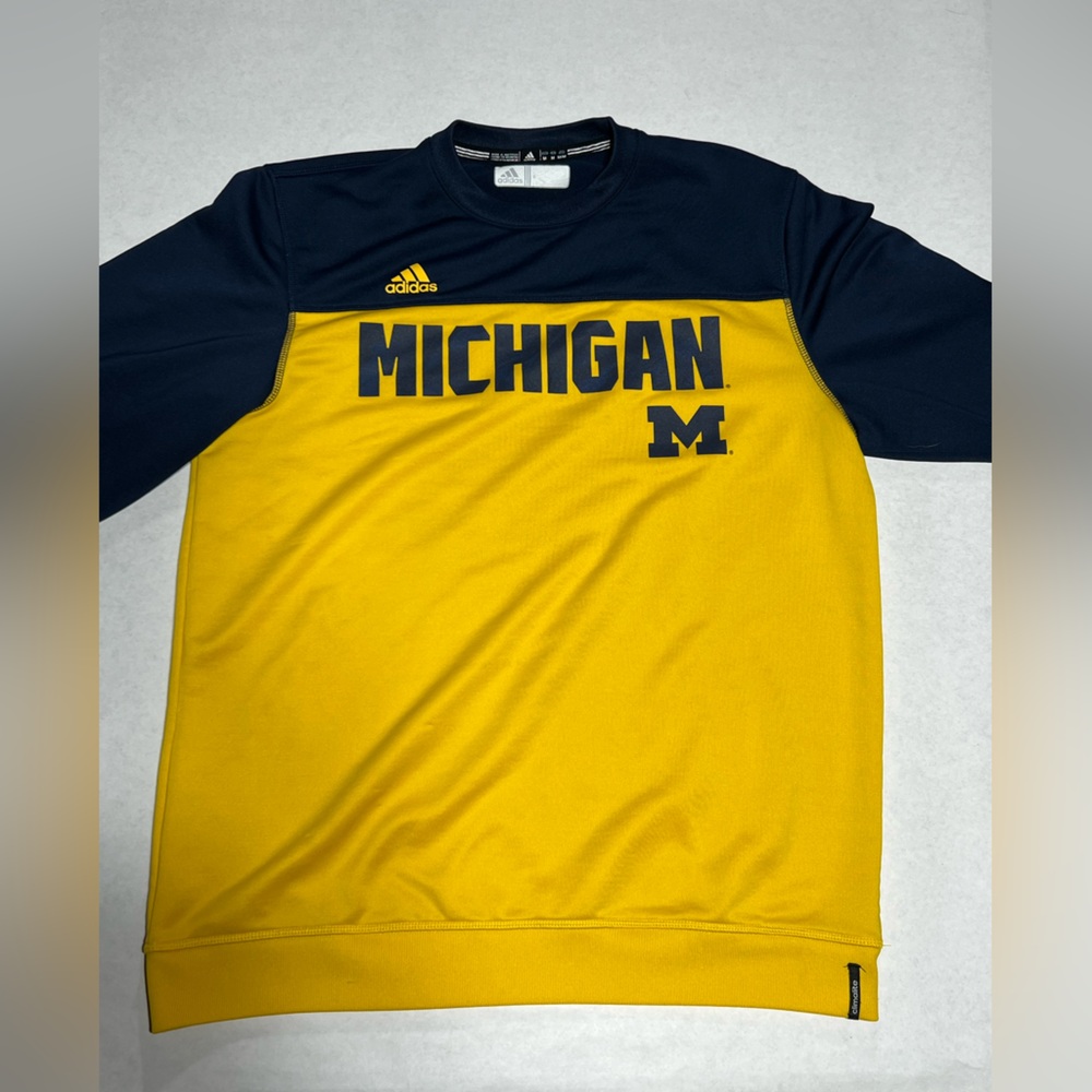 Adidas Michigan Wolverines sweater size medium